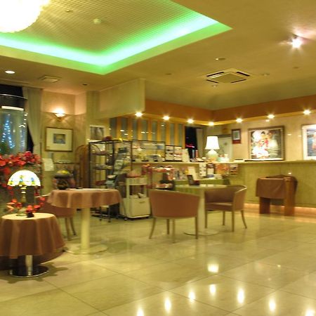 Hotel Platon Chikuma Екстериор снимка