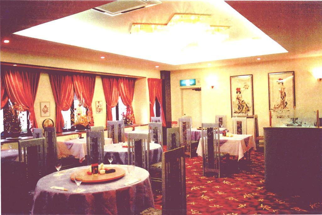 Hotel Platon Chikuma Екстериор снимка