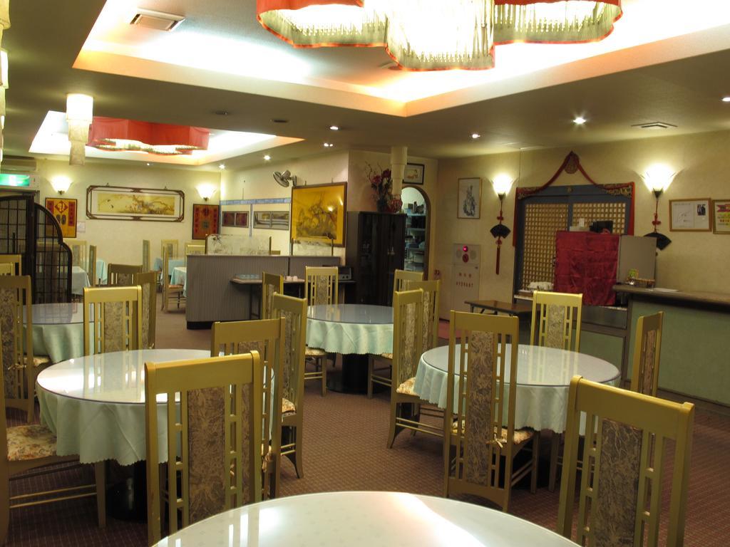 Hotel Platon Chikuma Екстериор снимка