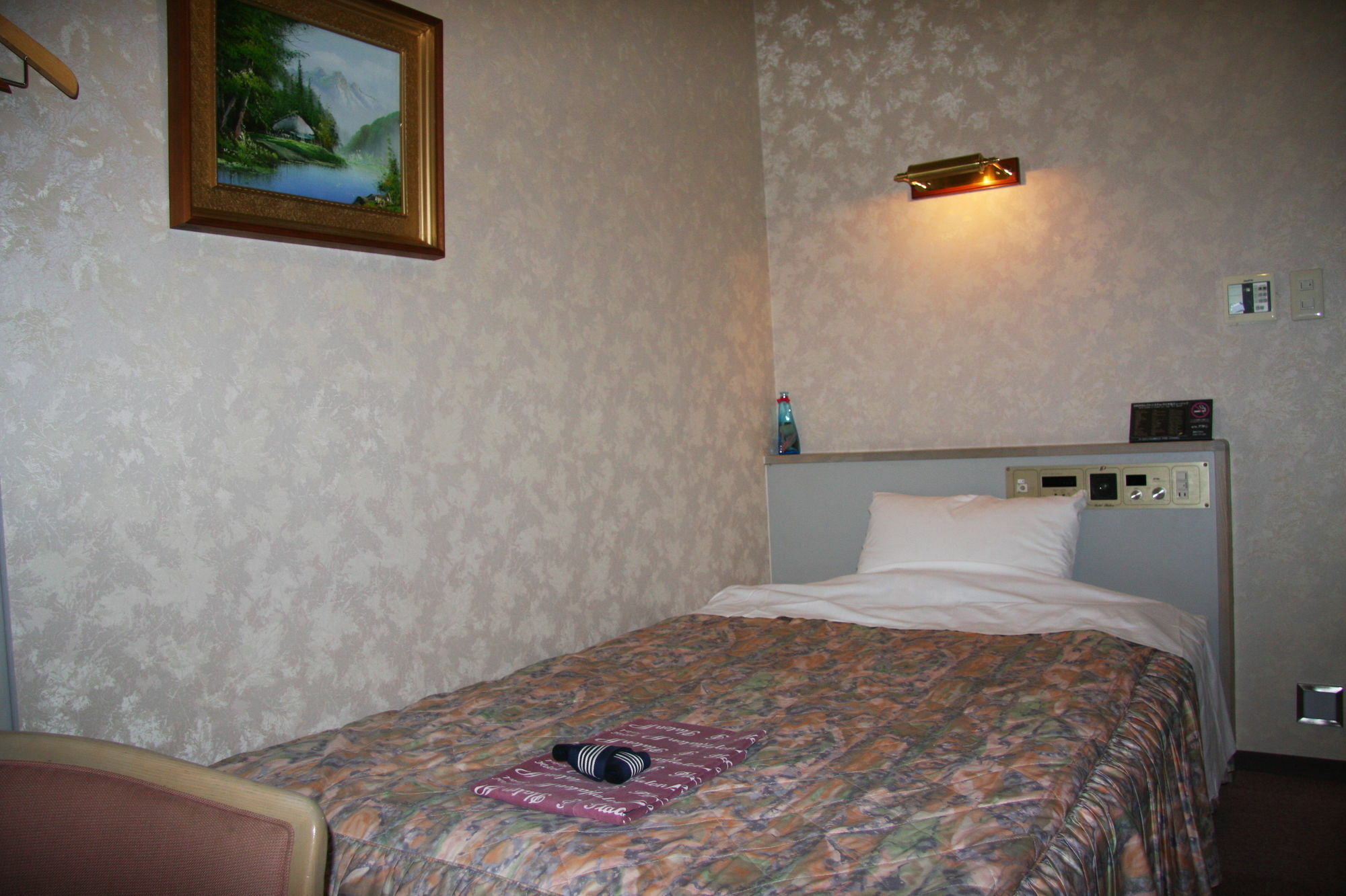 Hotel Platon Chikuma Екстериор снимка