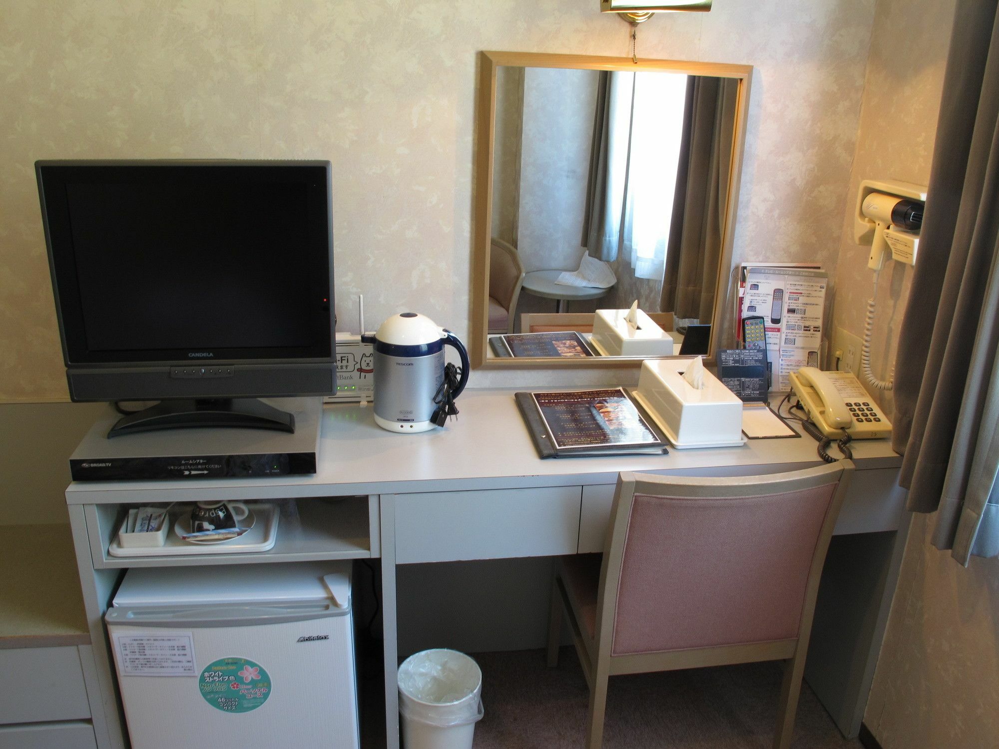Hotel Platon Chikuma Екстериор снимка